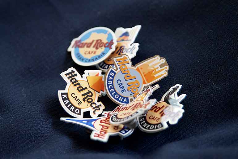 Pins · HardRock Café